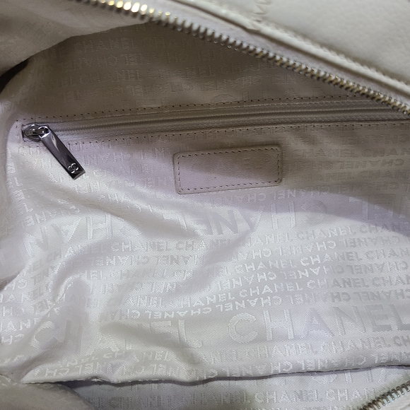 Chanel Bag - Picture 16 of 16